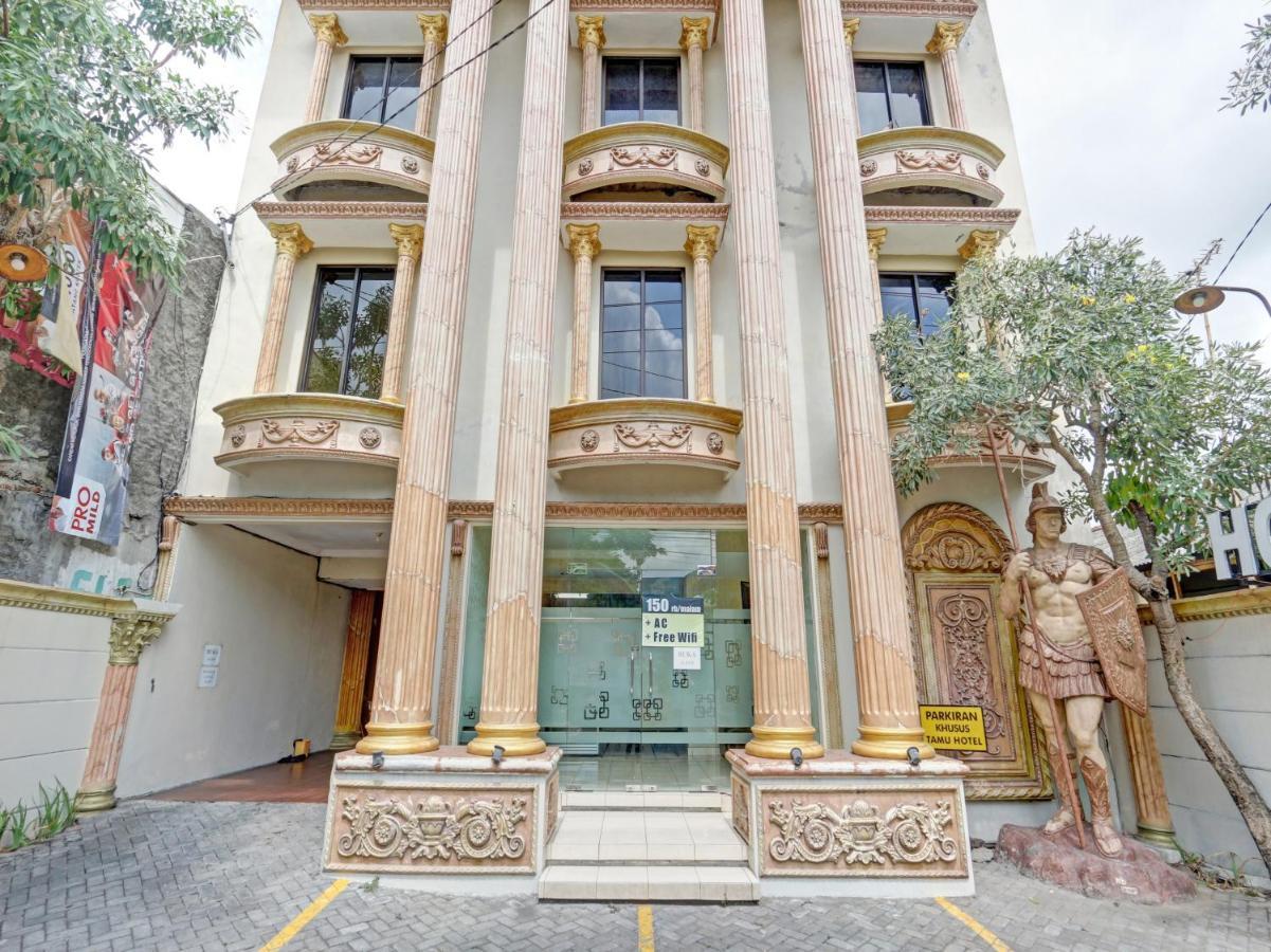 Oyo 90695 Srikandi Nologaten Yogyakarta Exterior foto